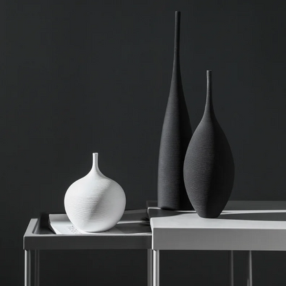 Minimalist Handmade Zen Ceramic Vase – Black & White Art Decor
