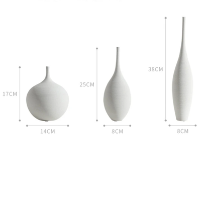 Minimalist Handmade Zen Ceramic Vase – Black & White Art Decor