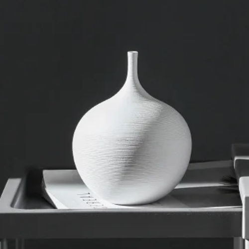 Minimalist Handmade Zen Ceramic Vase – Black & White Art Decor