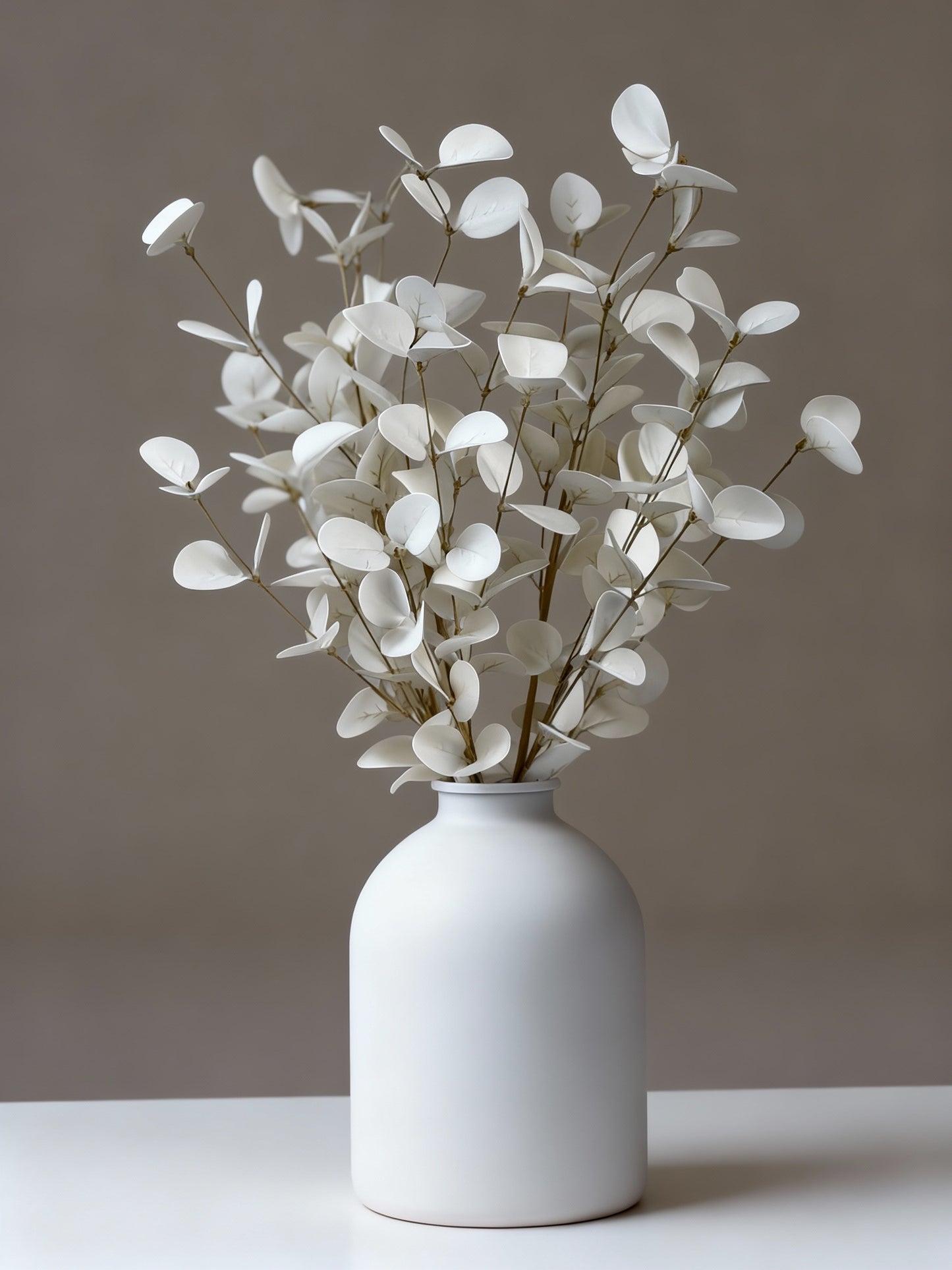 Vase & 3 Eucalyptus Stems Set