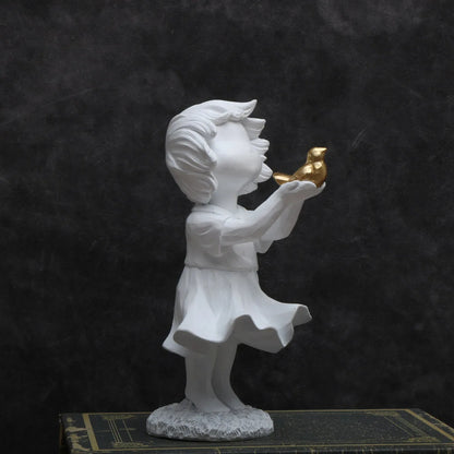Banksy-Inspired Heart Balloon Girl Sculpture – Modern Home Decor