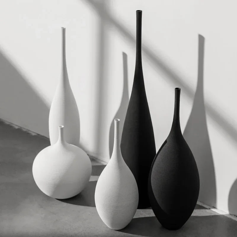 Minimalist Handmade Zen Ceramic Vase – Black & White Art Decor