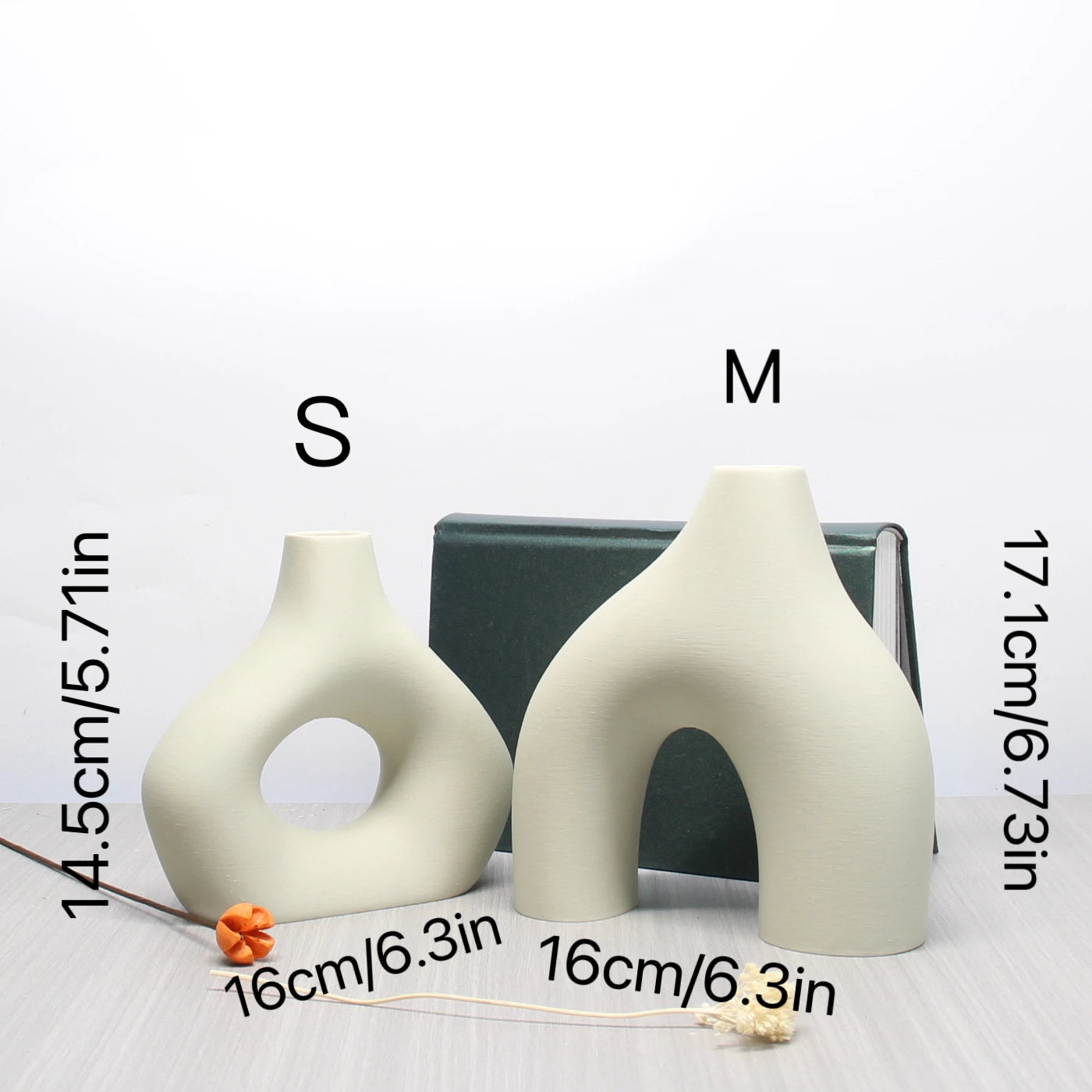 Modern 3D Printed Decorative Vase Set — Black & White Boho Style