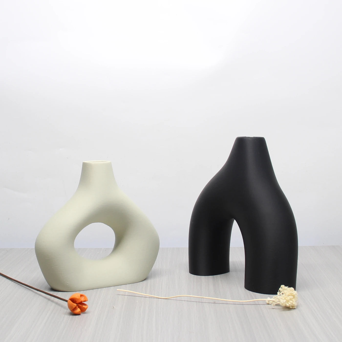 Modern 3D Printed Decorative Vase Set — Black & White Boho Style