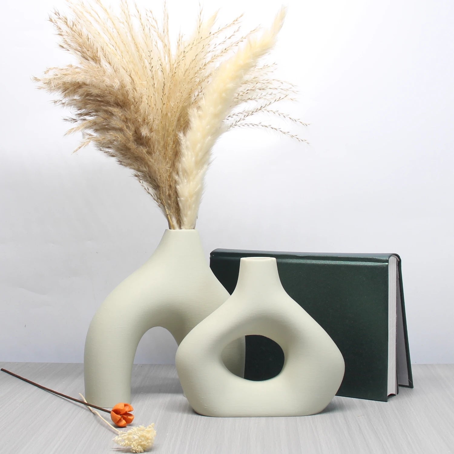 Modern 3D Printed Decorative Vase Set — Black & White Boho Style