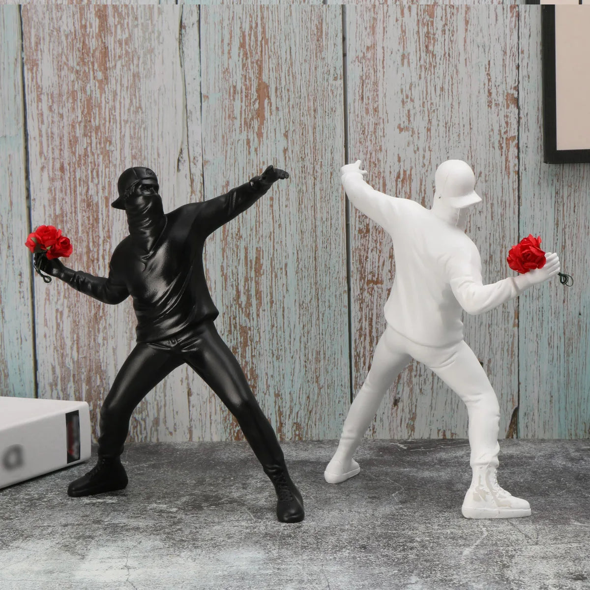 1 Pc Resin Banksy Flower Thrower Statue – Desk Decor Figurine